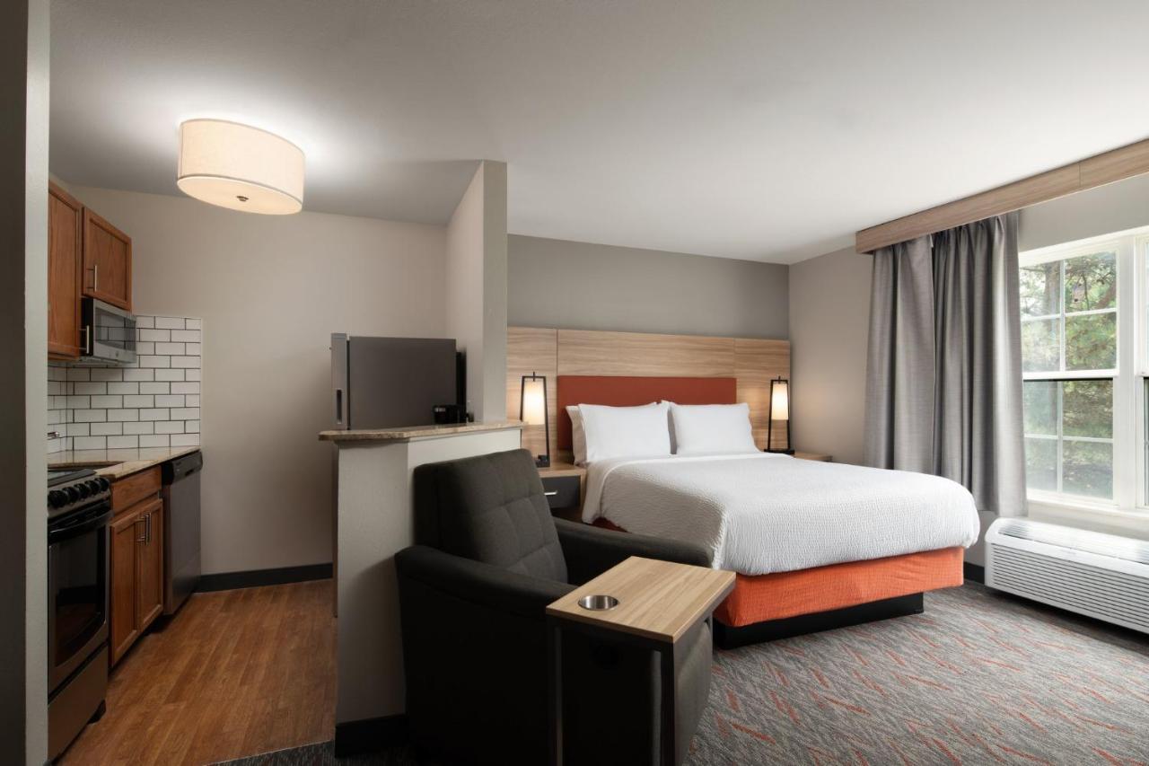 Candlewood Suites St Louis St Charles By Ihg Saint Charles Exteriör bild
